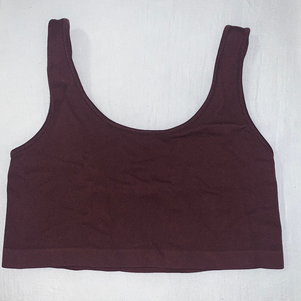 American Eagle Sports Bra Light Support/No Padding Size M, Maroon Color